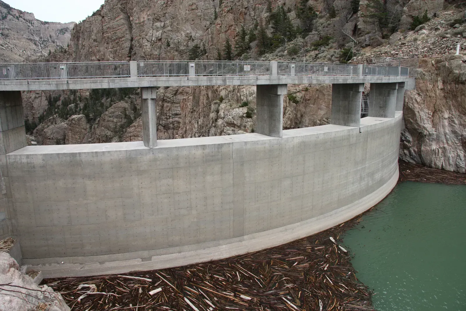 8. Buffalo Bill Dam, Cody, Wyoming (Early 1900s - Present) (By Acroterion, CC BY-SA 4.0)