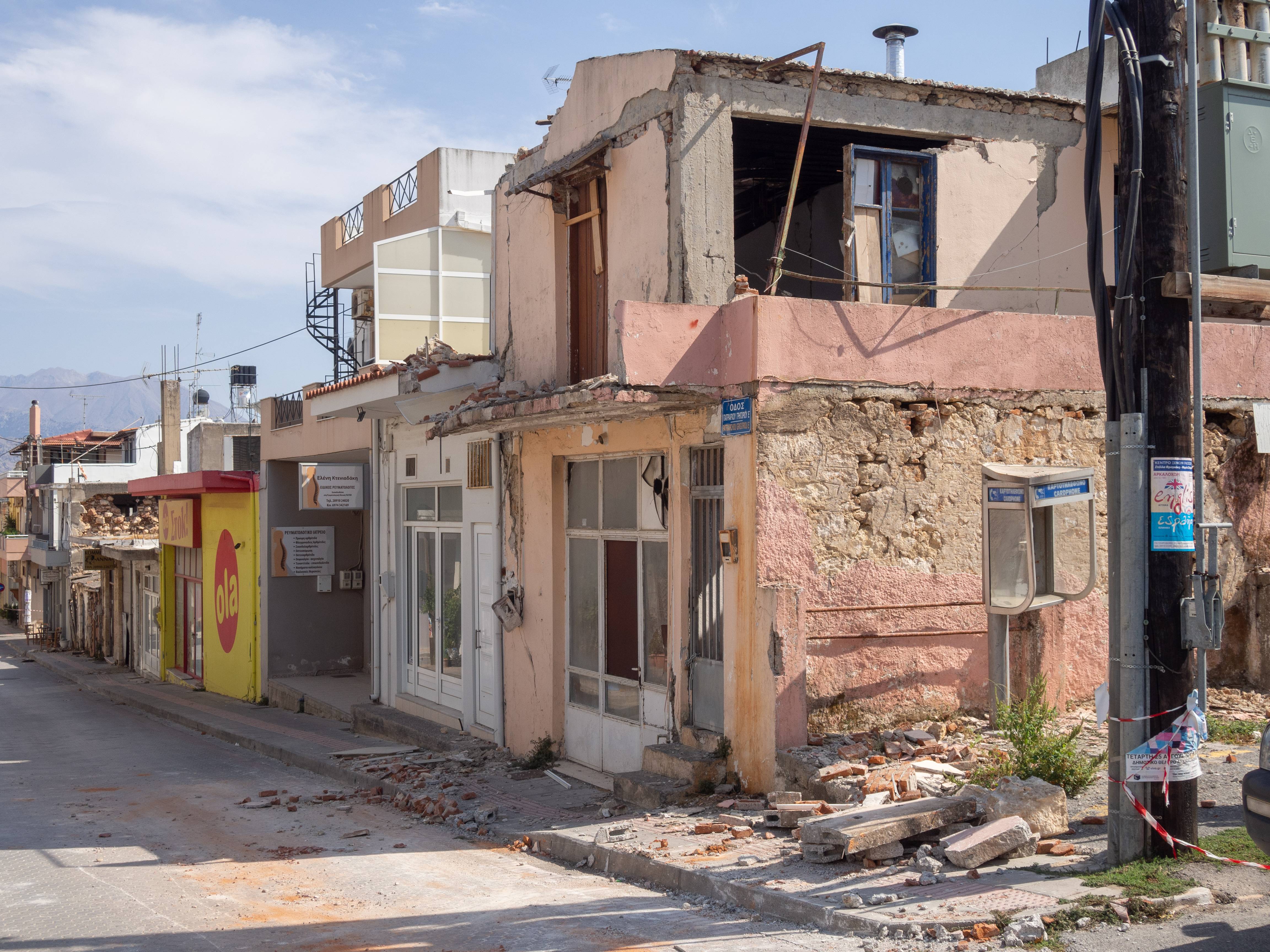 9. The Economic Impact of Earthquakes (image credits: wikimedia)