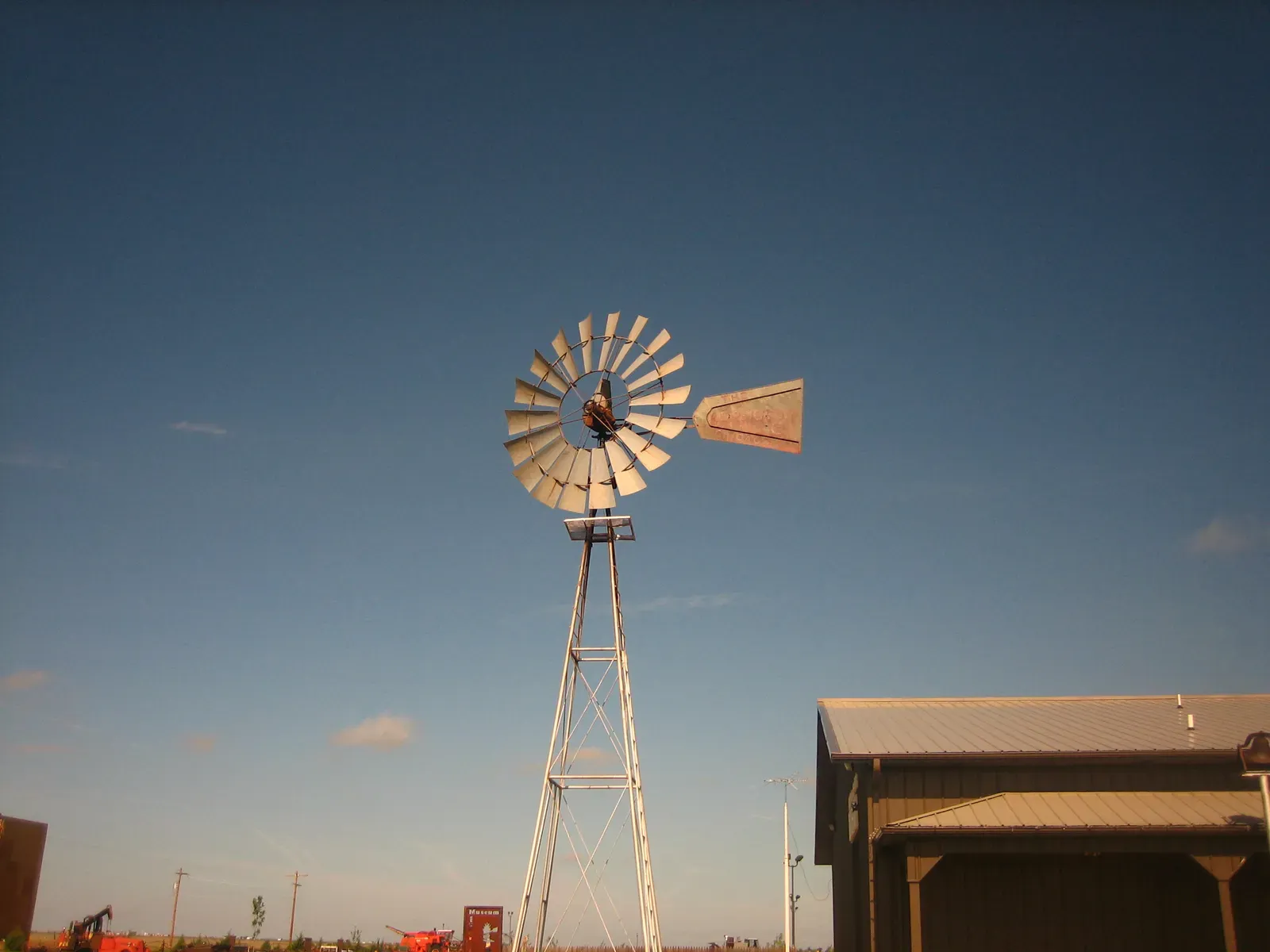 Lubbock, Texas: Flat Land, Fast Air (Own workTransferred from en.wikipedia, CC BY-SA 3.0)
