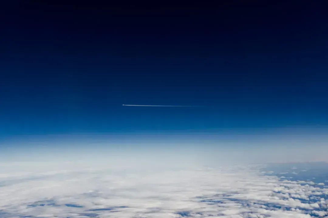 Why an Atmosphere Here Should Be Impossible (Image Credits: Unsplash)