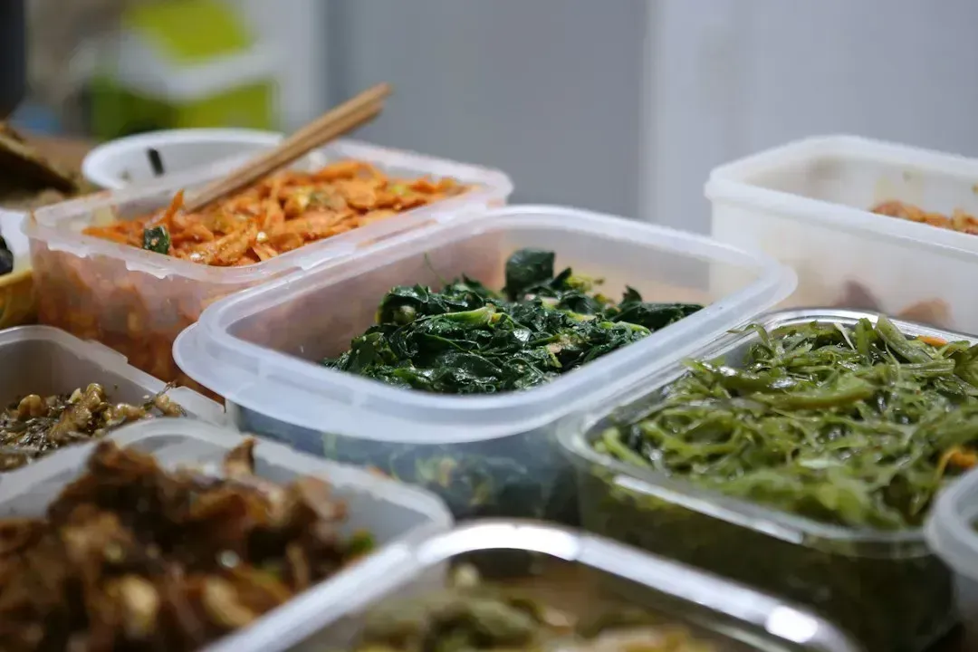 4. Plastic takeout containers (Image Credits: Unsplash)
