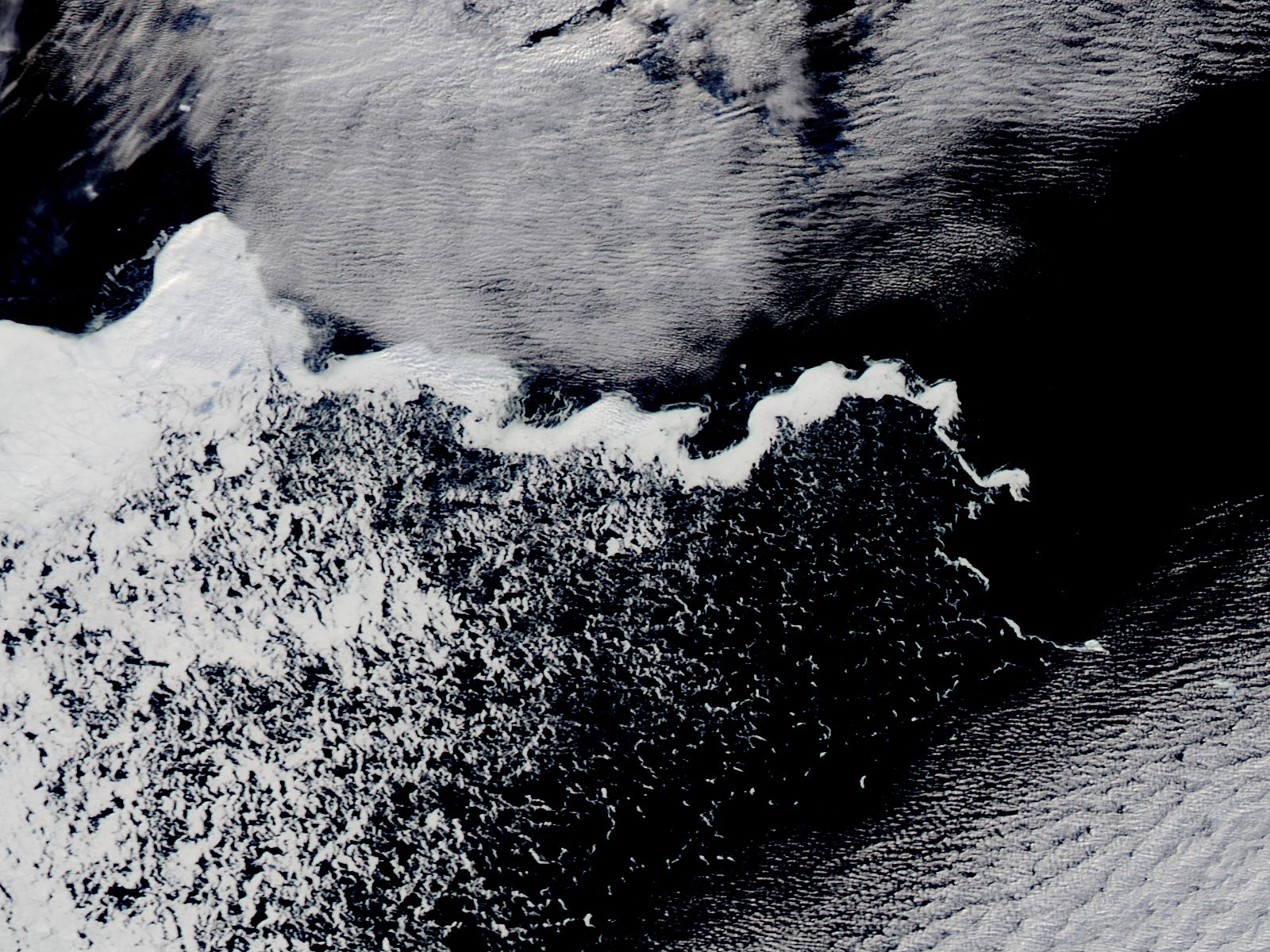 Ice Velocity Measurements Reveal Surprising Slowdown (image credits: wikimedia)
