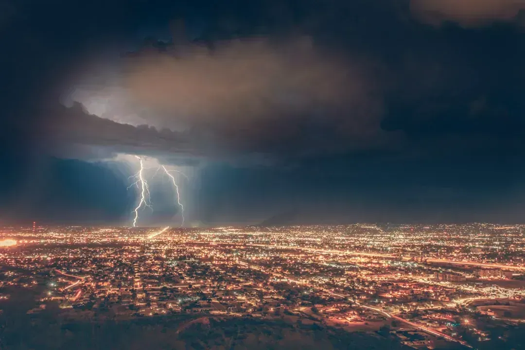 Houston, Texas: A Perfect Storm of Compounding Hazards (Image Credits: Unsplash)