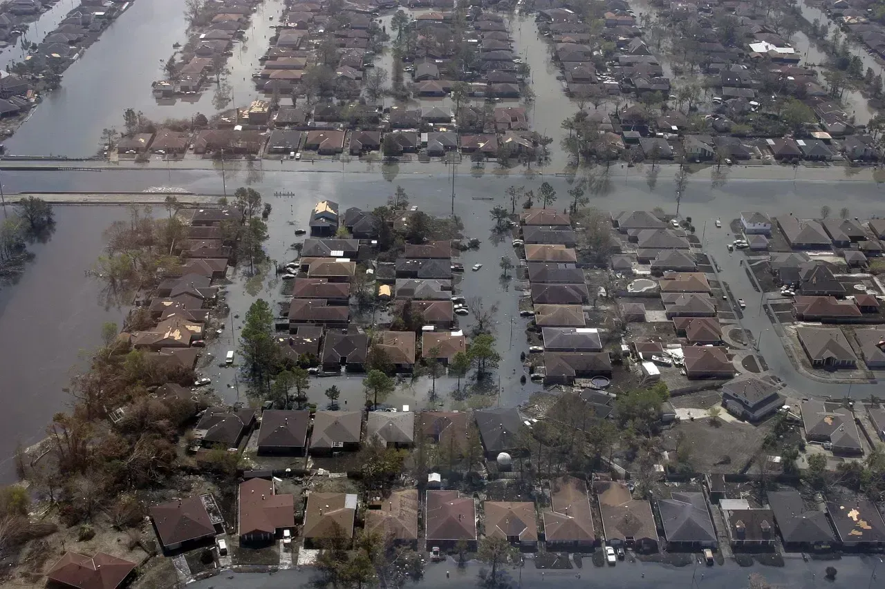 New Orleans, Louisiana: below sea level and losing more coast (Image Credits: Pixabay)