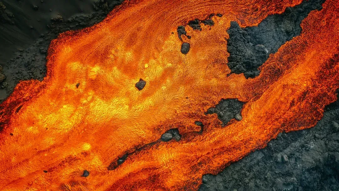 The Lunar Magma Ocean: A World of Molten Rock (Image Credits: Unsplash)