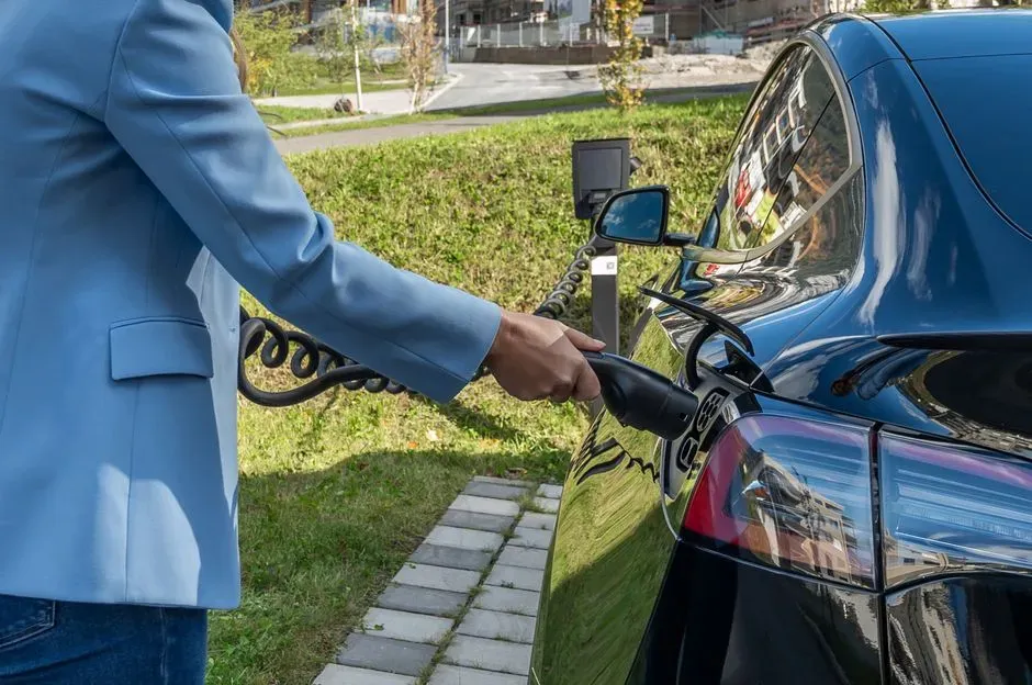 4. Electric vehicle mandates and expectations (Image Credits: Pexels)