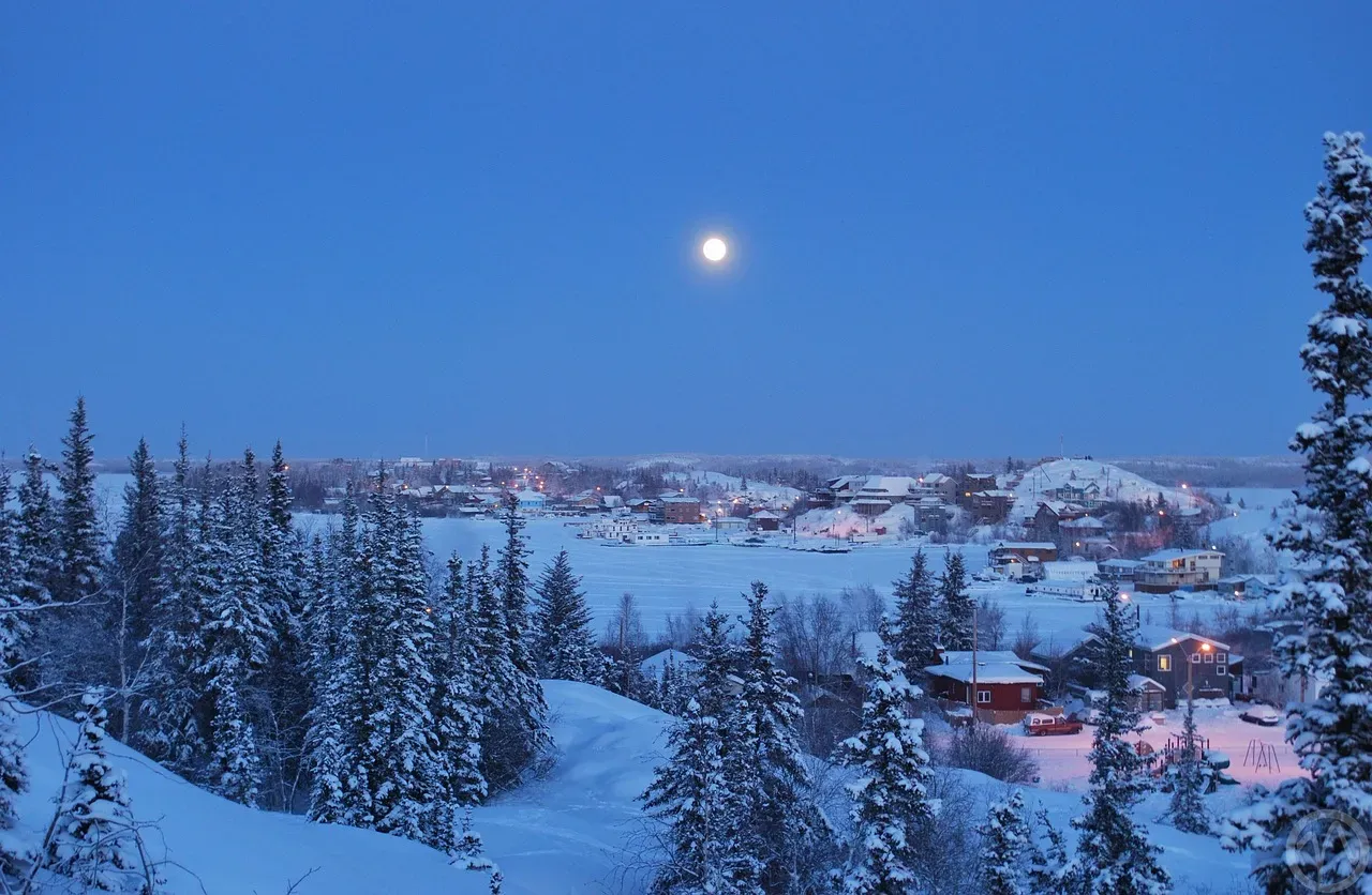 Yellowknife, Northwest Territories (Image Credits: Pixabay)