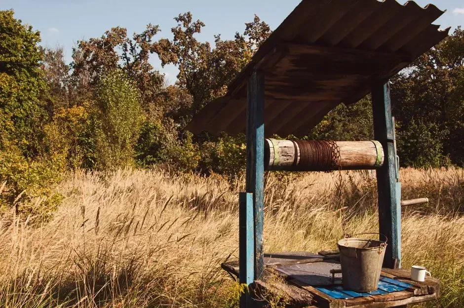 3. Backup wells buy time, but they aren't unlimited insurance (Image Credits: Pexels)