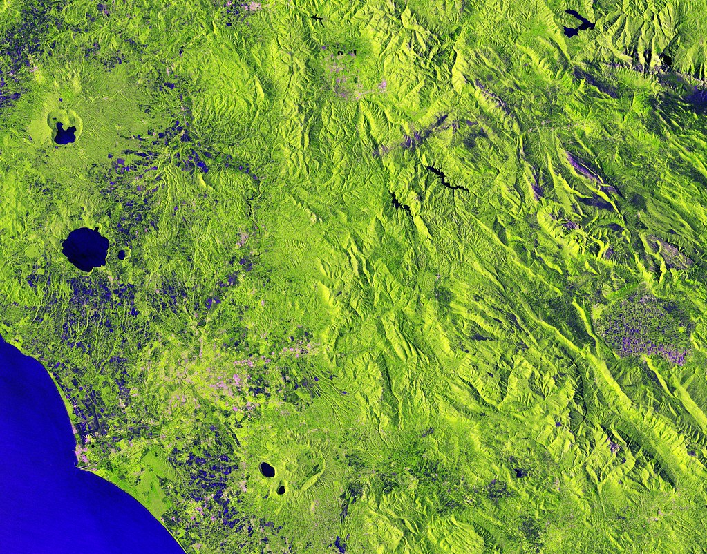Aftershocks Follow the Main Quake (image credits: flickr)