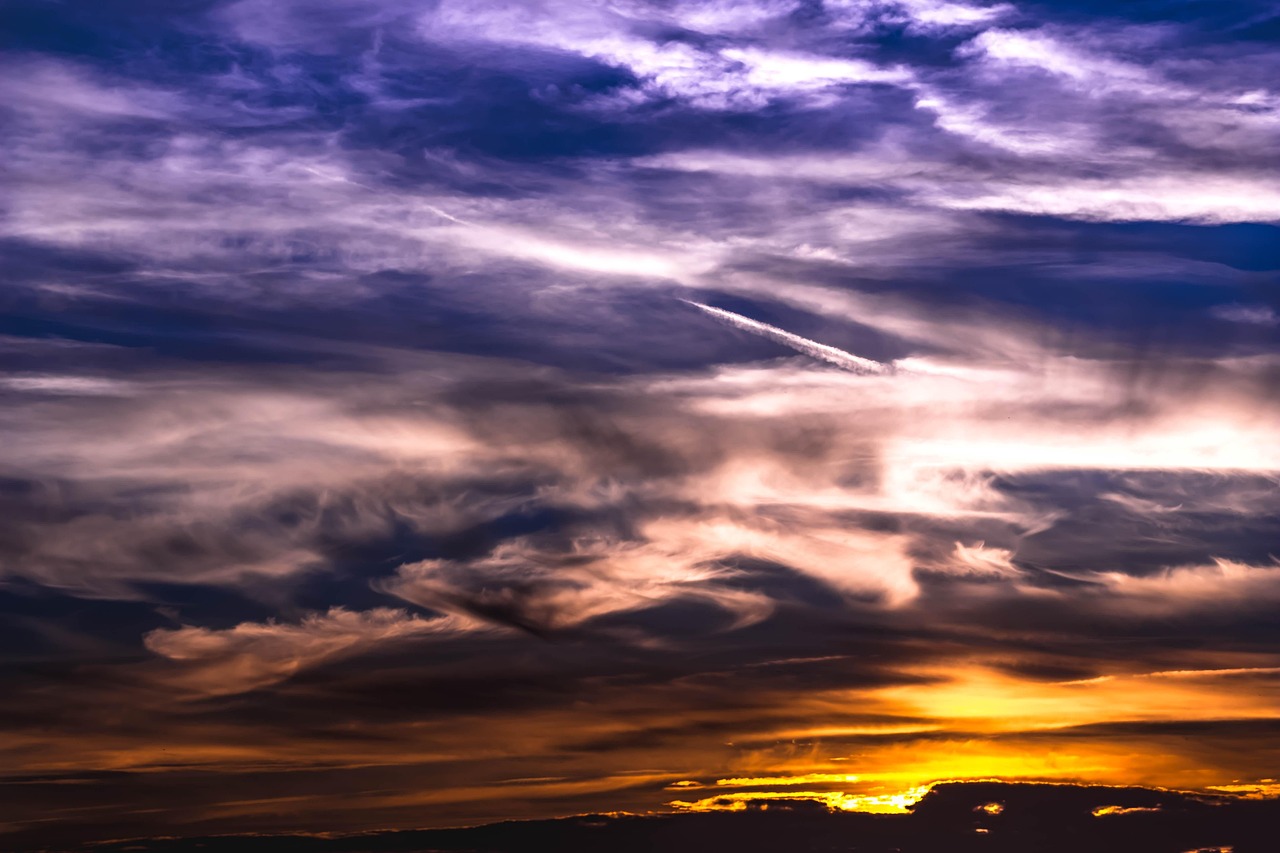 How Clouds Form Their Basic Shapes (image credits: pixabay)