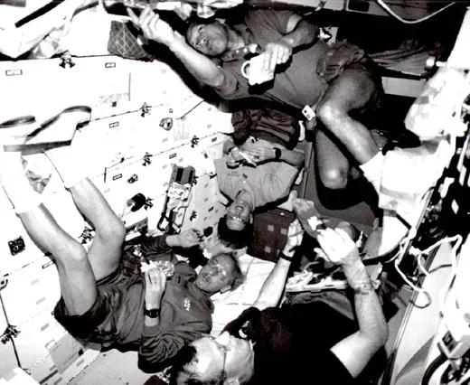 Eating in Space: Straws, Pouches, and a Dulled Sense of Taste (Image Credits: The Effects of Space Flight on the Human Vestibular System, an online educational article by the U.S. government’s National Aeronautics and Space Administration (NASA), Public domain)