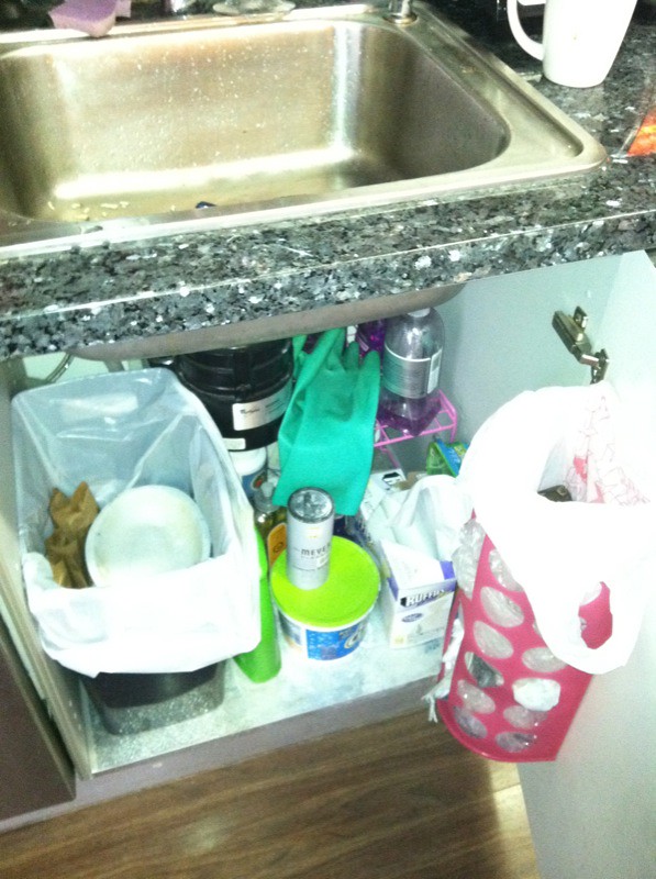 Food Scraps Sabotage Your Best Recycling Intentions (image credits: flickr)