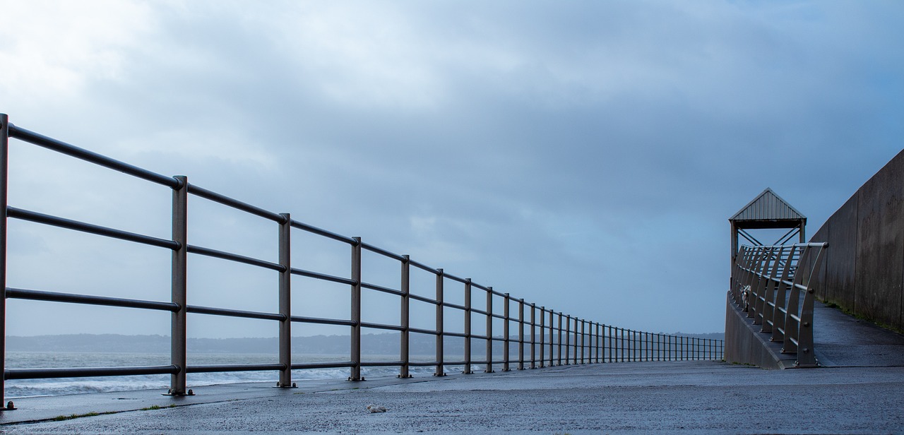 The Tidal Lagoon Swansea Bay (Wales) (image credits: pixabay)