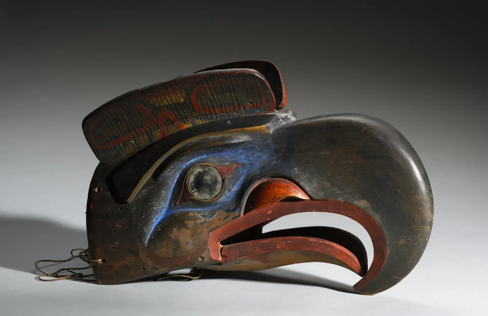 7. Northwest Coast Carved Objects: Formline Design Before Modern Graphic Art (CC0)