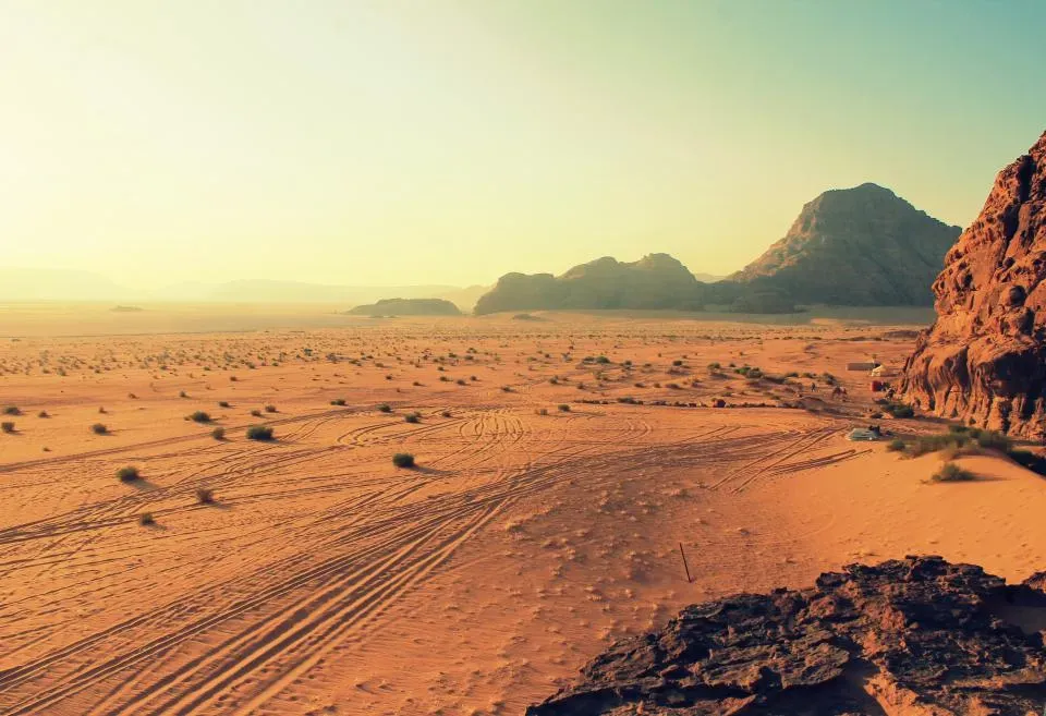 #14 - The Desert Fortress That Turned Out To Be Just Rocks (Image Credits: Stocksnap)