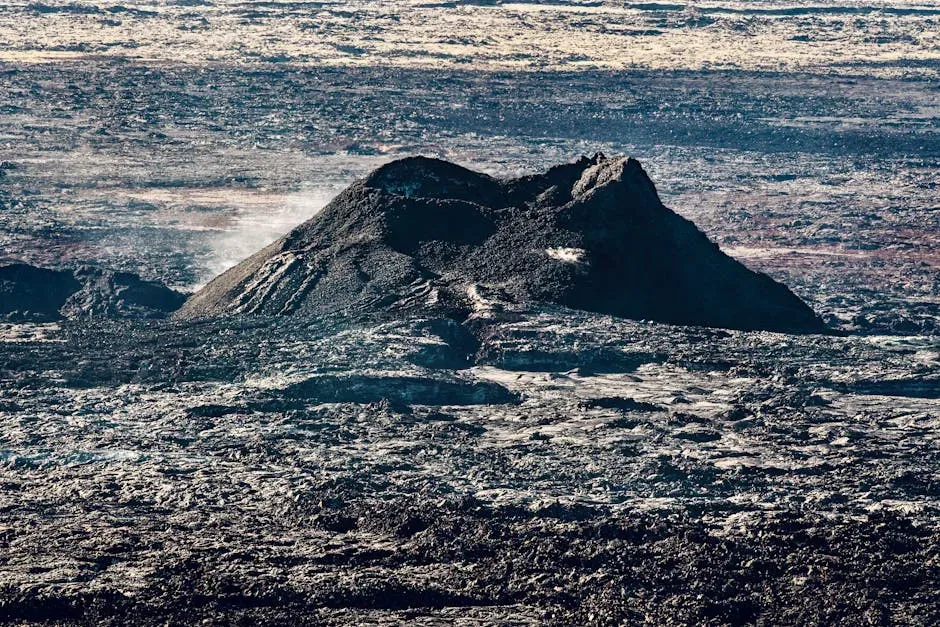 Volcanic Plains and Ash–Covered Valleys (Image Credits: Pexels)