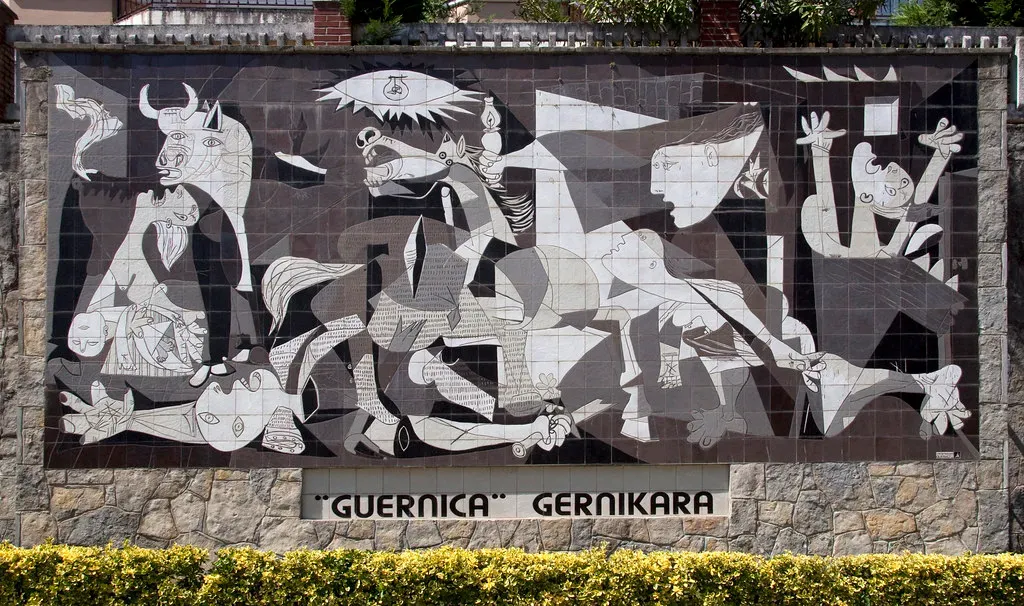 Guernica – Picasso’s Scream Against War and Civilian Suffering (ahisgett, Flickr, CC BY 2.0)