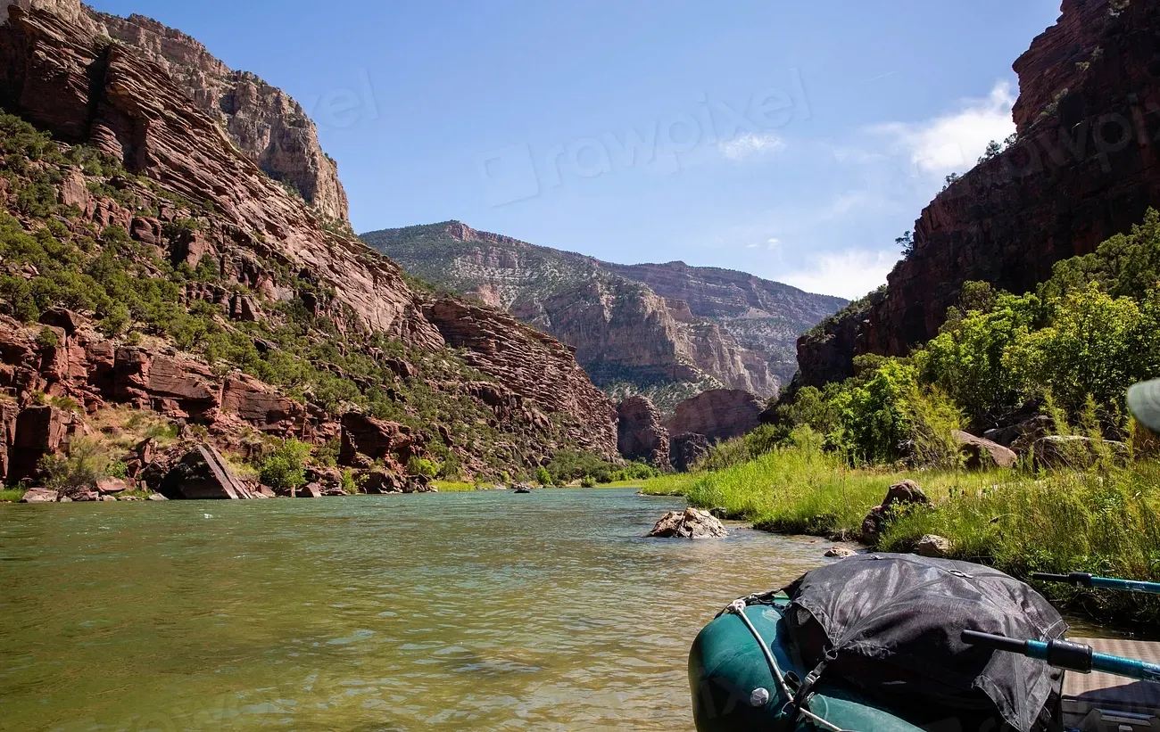 1. Dinosaur National Monument, Colorado and Utah - Where the Jurassic Comes Alive (Image Credits: Rawpixel)