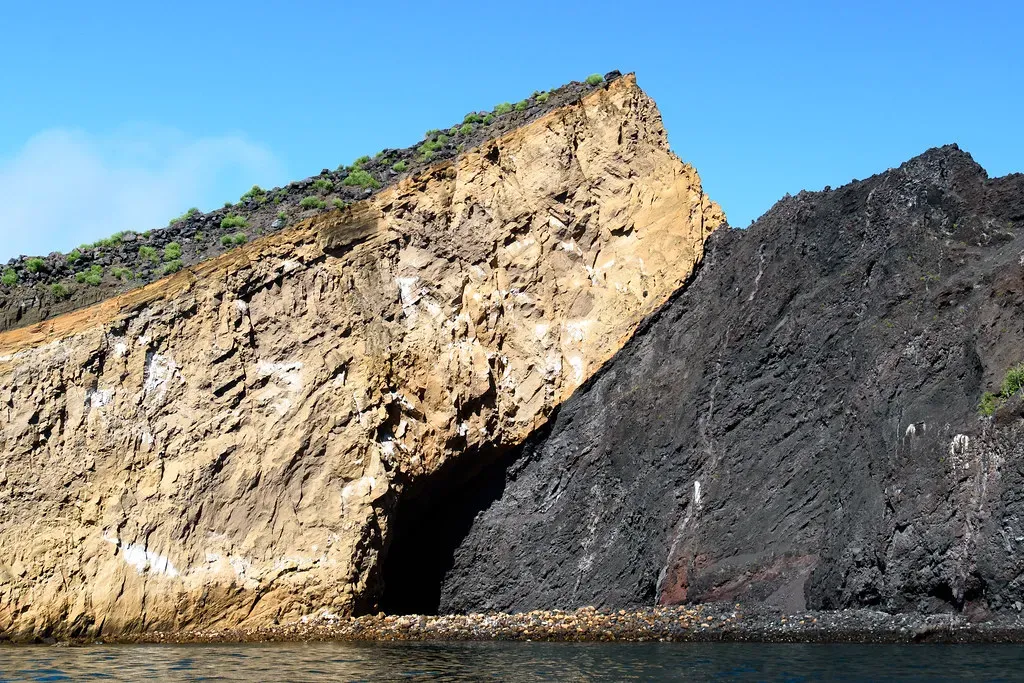 The Restless Lithosphere: Understanding Plate Movements (Image Credits: Flickr)