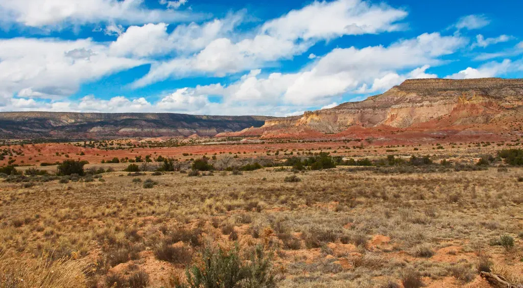 1. Ghost Ranch, New Mexico: Where Ancient Dinosaurs Died Together (Dave Bezaire, Flickr, CC BY-SA 2.0)
