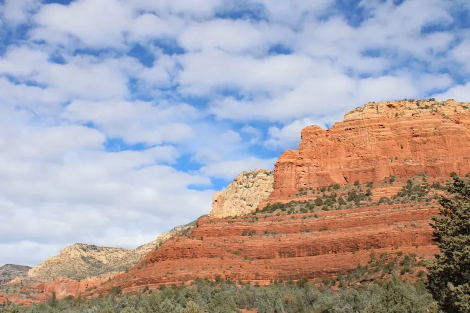 5. The Coconino Sandstone: Fossilized Desert Dunes Frozen in Stone (Image Credits: Pexels)