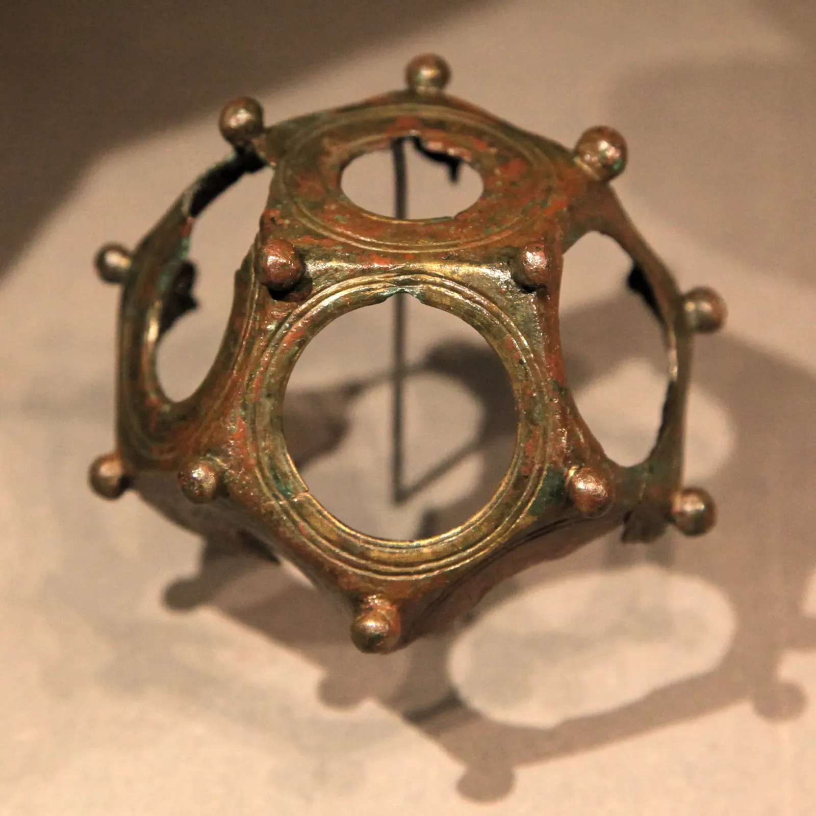 Roman Dodecahedrons: Twelve-Sided Metal Mysteries (By Rama, Public domain)