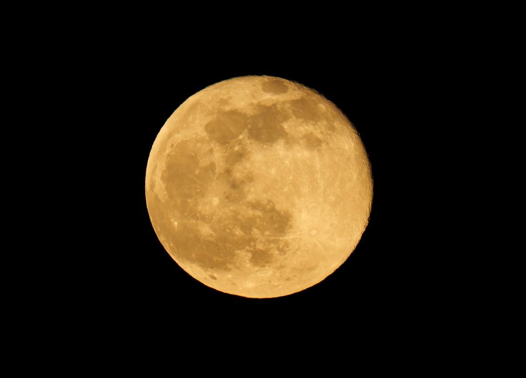 Capricorn, Aquarius, and Pisces Moon: Completing the Zodiac Circle (Image Credits: Unsplash)