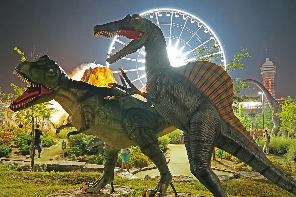 9. Mixed‑Era Mash‑Ups: Jurassic vs Cretaceous “All‑Star” Battles (dgjarvis10@gmail.com, Flickr, CC BY-SA 2.0)