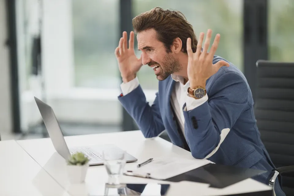 Excessive Swearing Makes You Look Unprofessional (Image Credits: Stocksnap)