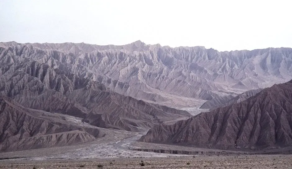 Why Everest’s Story Changes How You See Earth (Image Credits: Pexels)