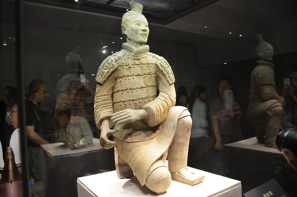 #7 - The Terracotta Army Was Never Meant to Be Seen in Gray (shankar s., Flickr, CC BY 2.0)