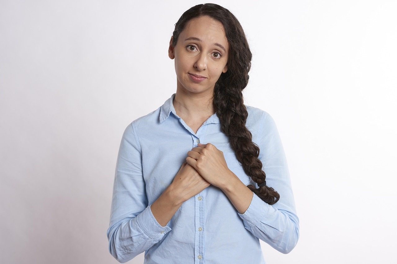 Your Body Sends Signals Before Your Mind Catches Up (Image Credits: Pixabay)