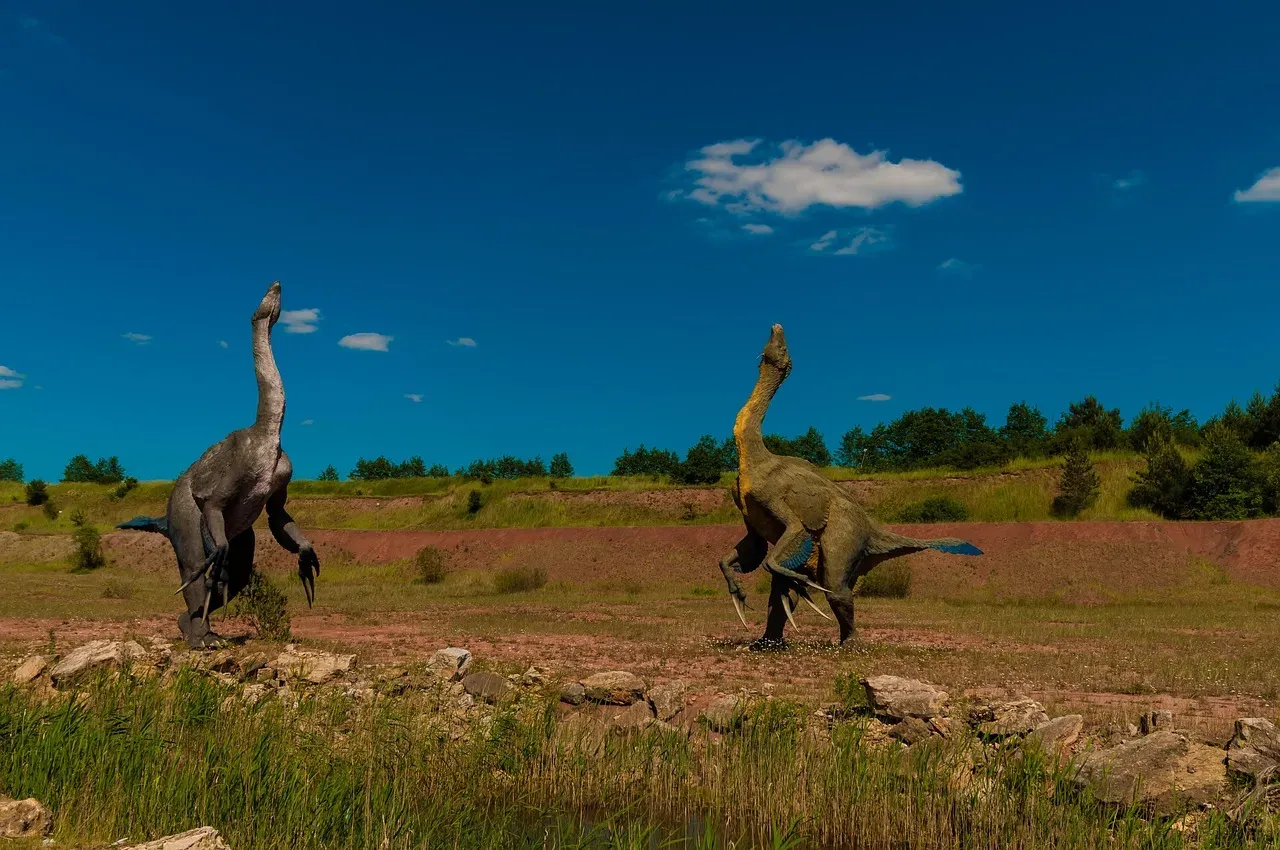 Sound, Smell, And Movement: Multisensory Dinosaur Courtship (Image Credits: Pixabay)