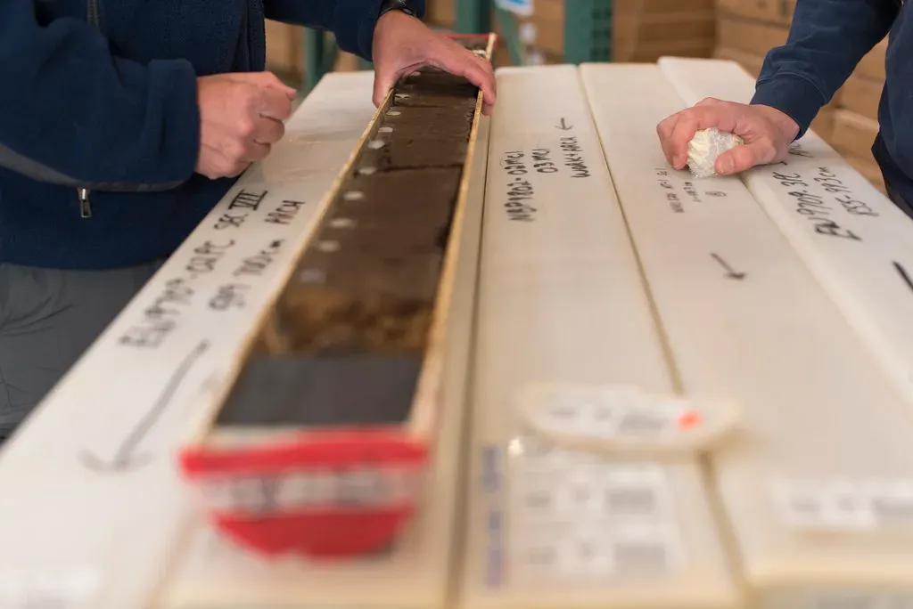 How Sediment Cores Turn Mud into a Murder Mystery (Oregon State University, Flickr, CC BY-SA 2.0)