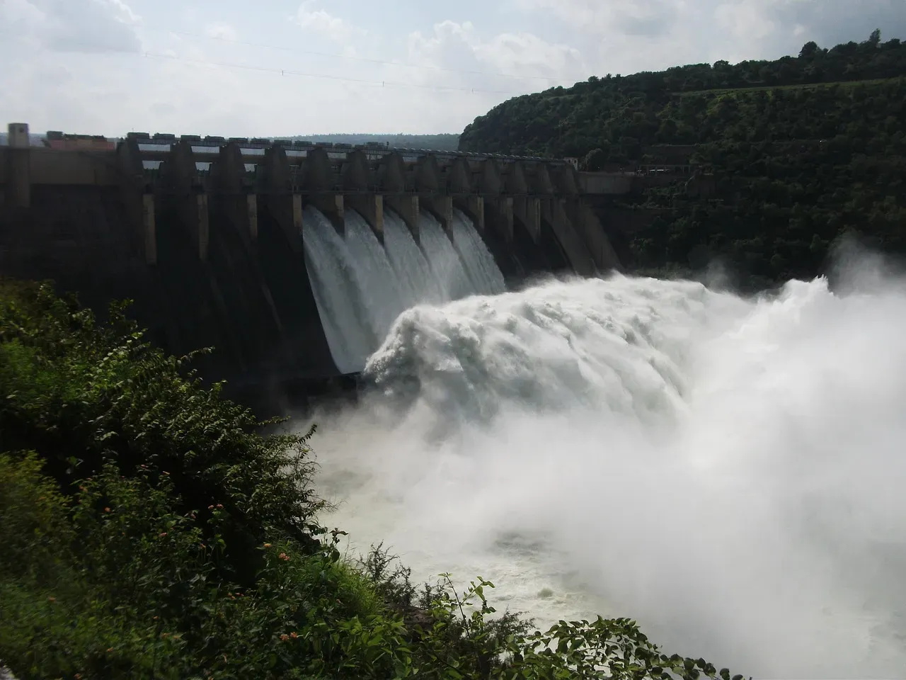 #8 - Harrower Pond Dam, New York (Image Credits: Pixabay)