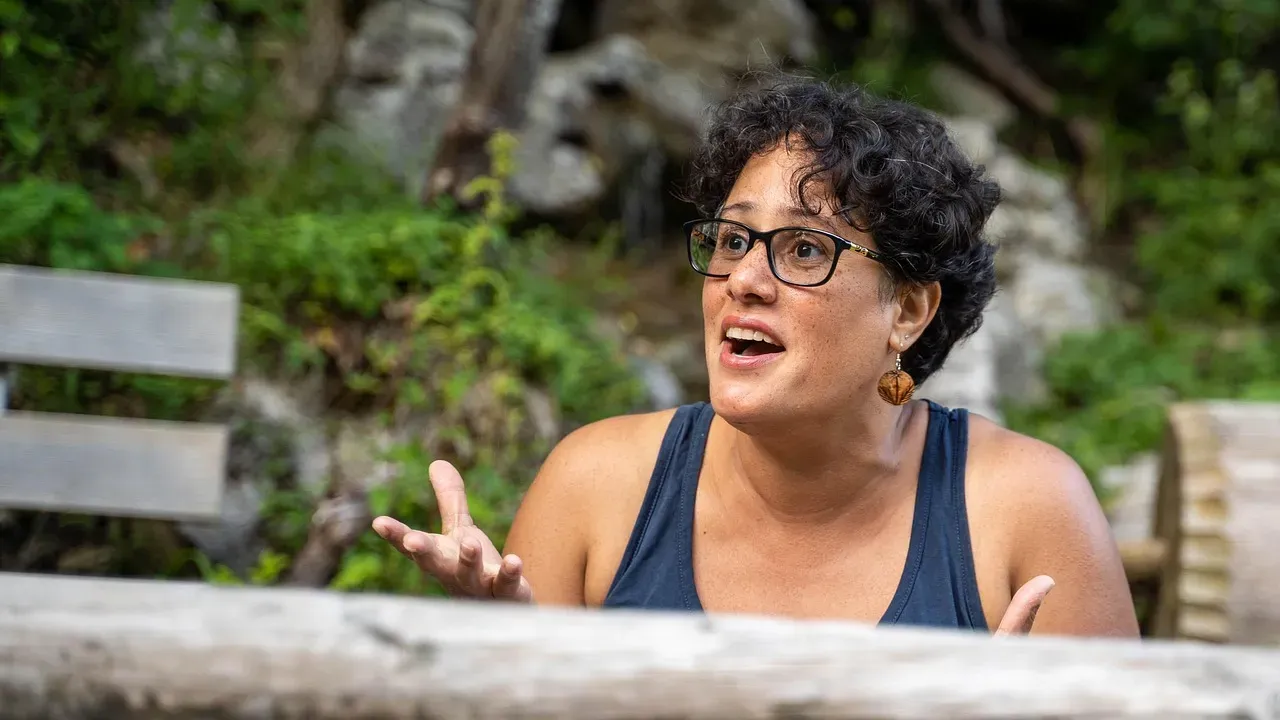 Communicate Honestly and Assertively (Image Credits: Pixabay)