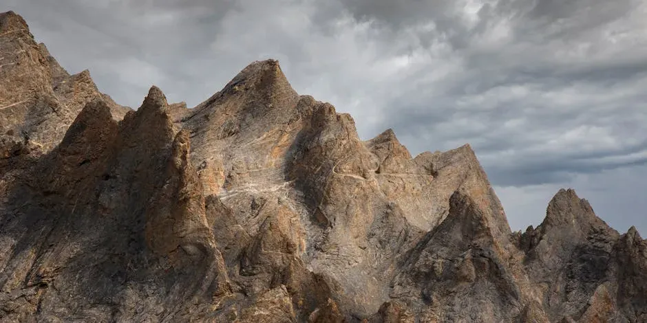 Capricorn – Towering Cliffs and Ancient Mountain Peaks (Image Credits: Pexels)