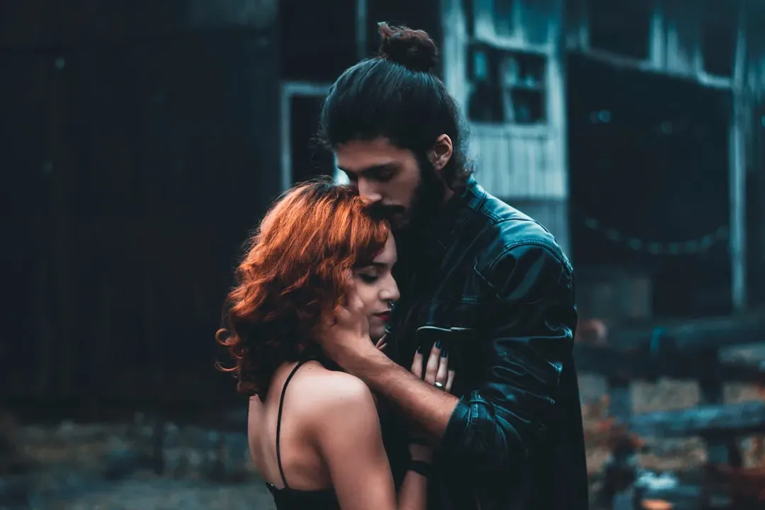 5. They Confuse Intensity With Love And Chaos With Passion (Image Credits: Unsplash)
