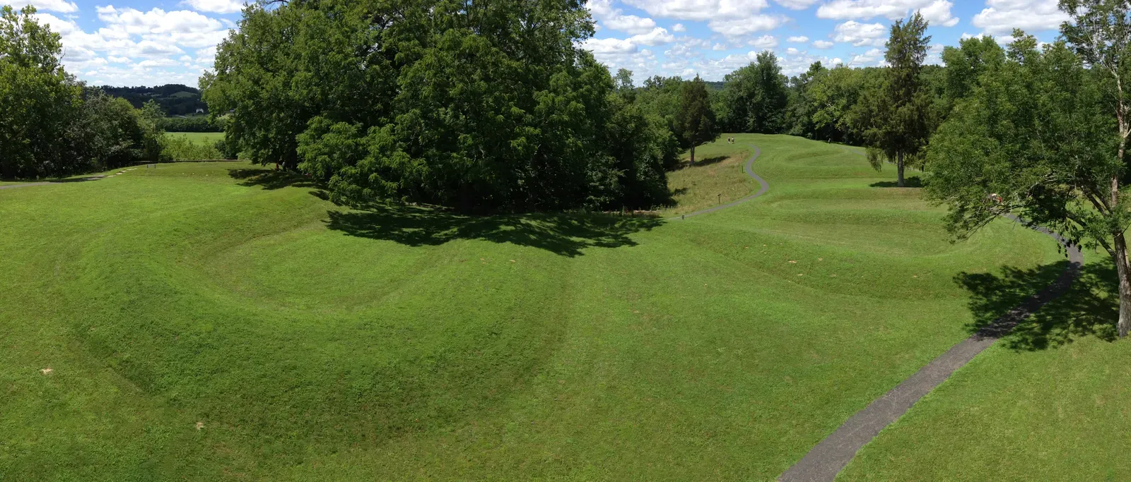 #13 - The Sacred Earthwork Archaeologists Won't Fully Dig (By Eric Ewing, CC BY-SA 3.0)