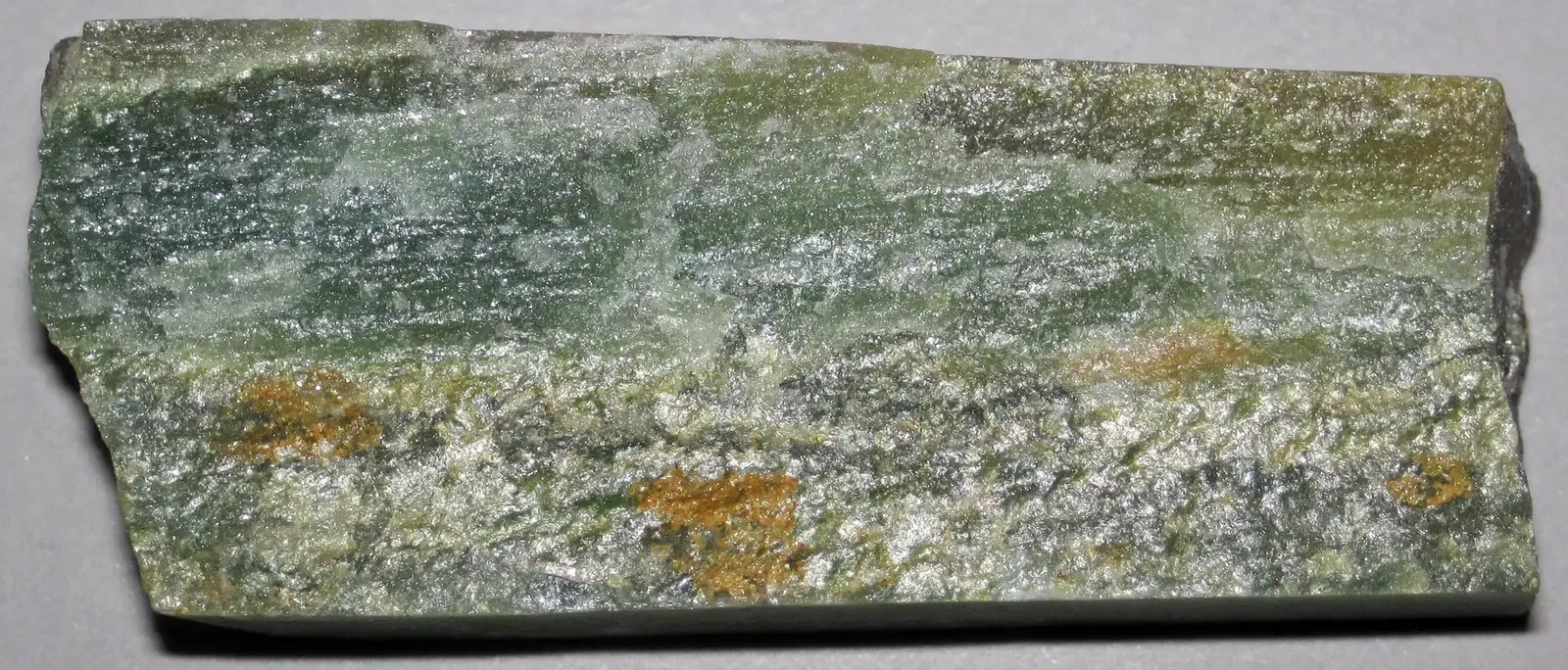 The Acasta Gneiss, Canada - The Oldest Known Rock on Earth (By James St. John, CC BY 2.0)