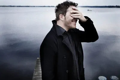 You Stay Calm When Everything Falls Apart (Image Credits: Wikimedia)