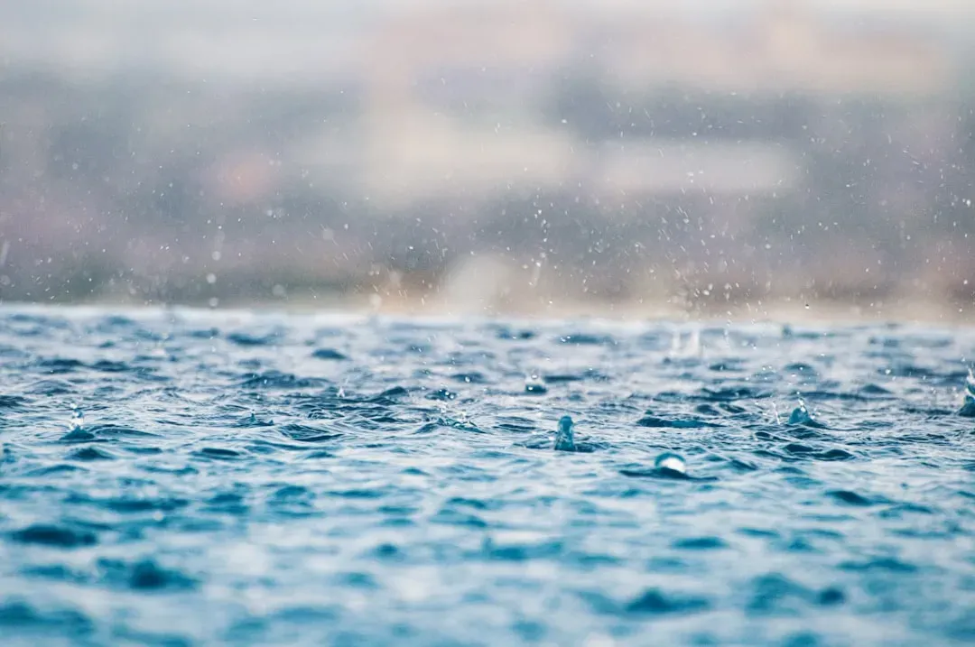 The Great Ocean‑Fill: How Continuous Rain Built the Seas (Image Credits: Unsplash)