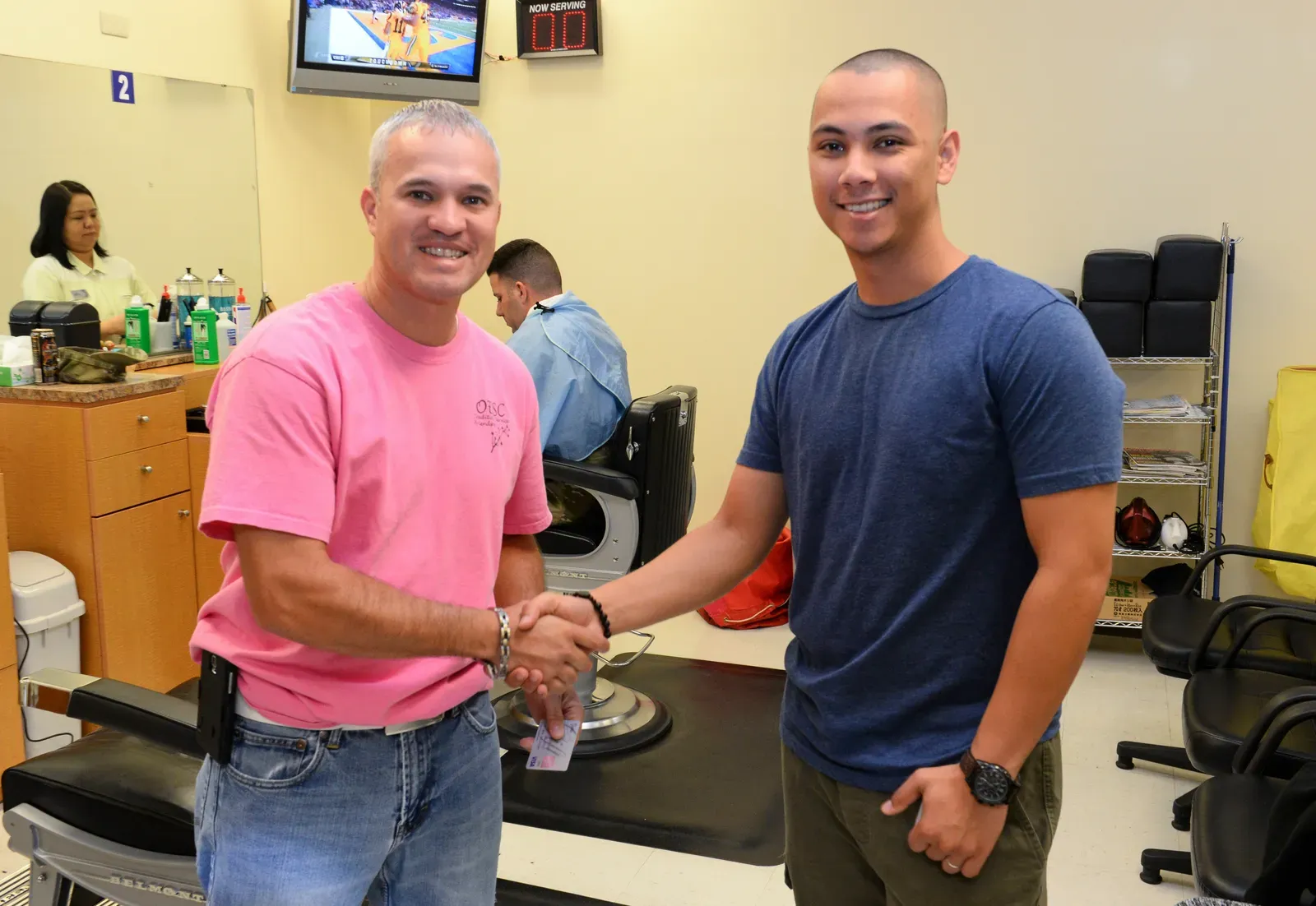 They Spread Kindness Like It's Contagious (Image Credits: Wikimedia)