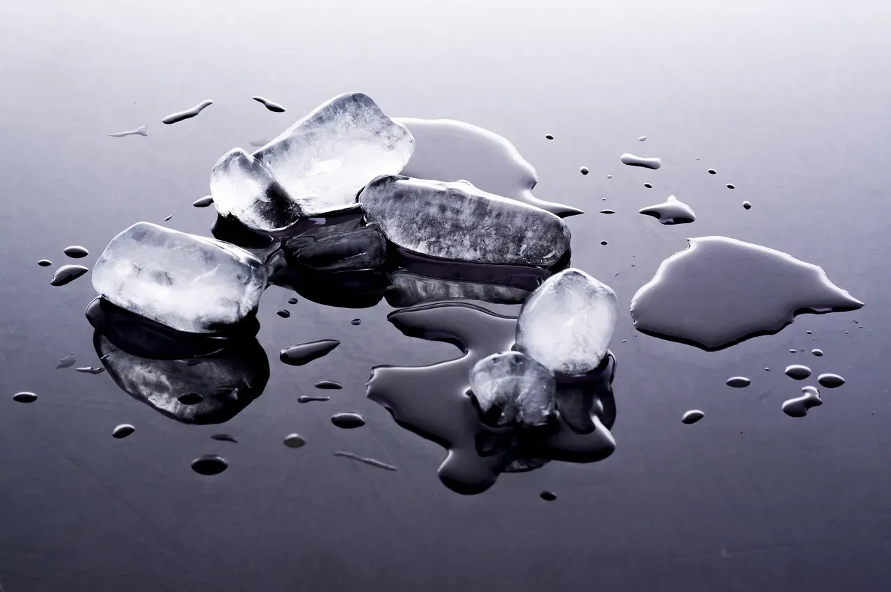 #12 Rapidly Thinned Cubes: Chugging, Shots, and High Contact (Image Credits: Pixabay)