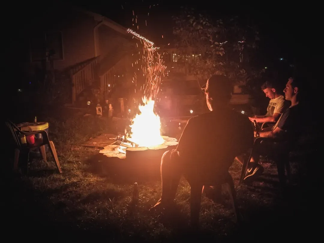 7. Campfires Offer An Escape From The Flattened Digital World (Image Credits: Unsplash)