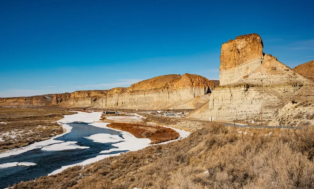 6. The Sundance Formation, Wyoming - A Shoreline Walk from 167 Million Years Ago (Image Credits: Unsplash)