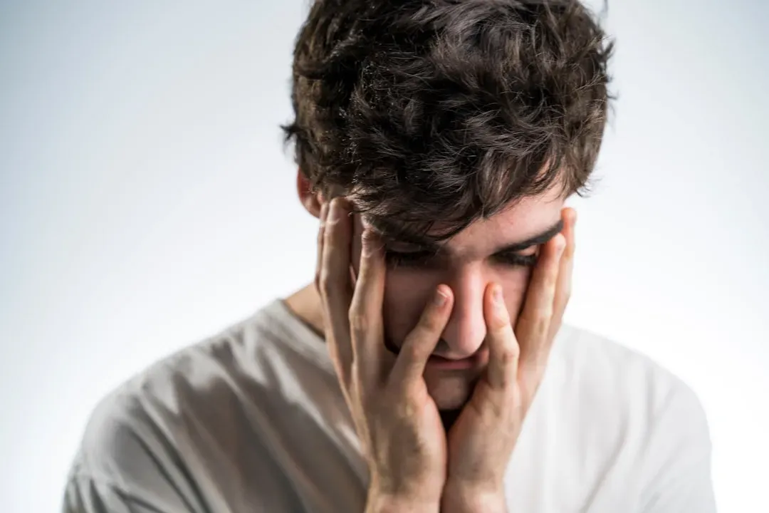 Hypervigilance In A Modern World: When Ancestral Alert Systems Stay Switched On (Image Credits: Unsplash)