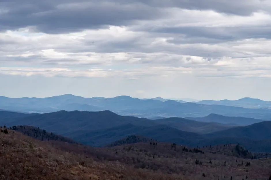 1. The Appalachian Mountains: Ghosts of Lost Oceans (Image Credits: Pexels)