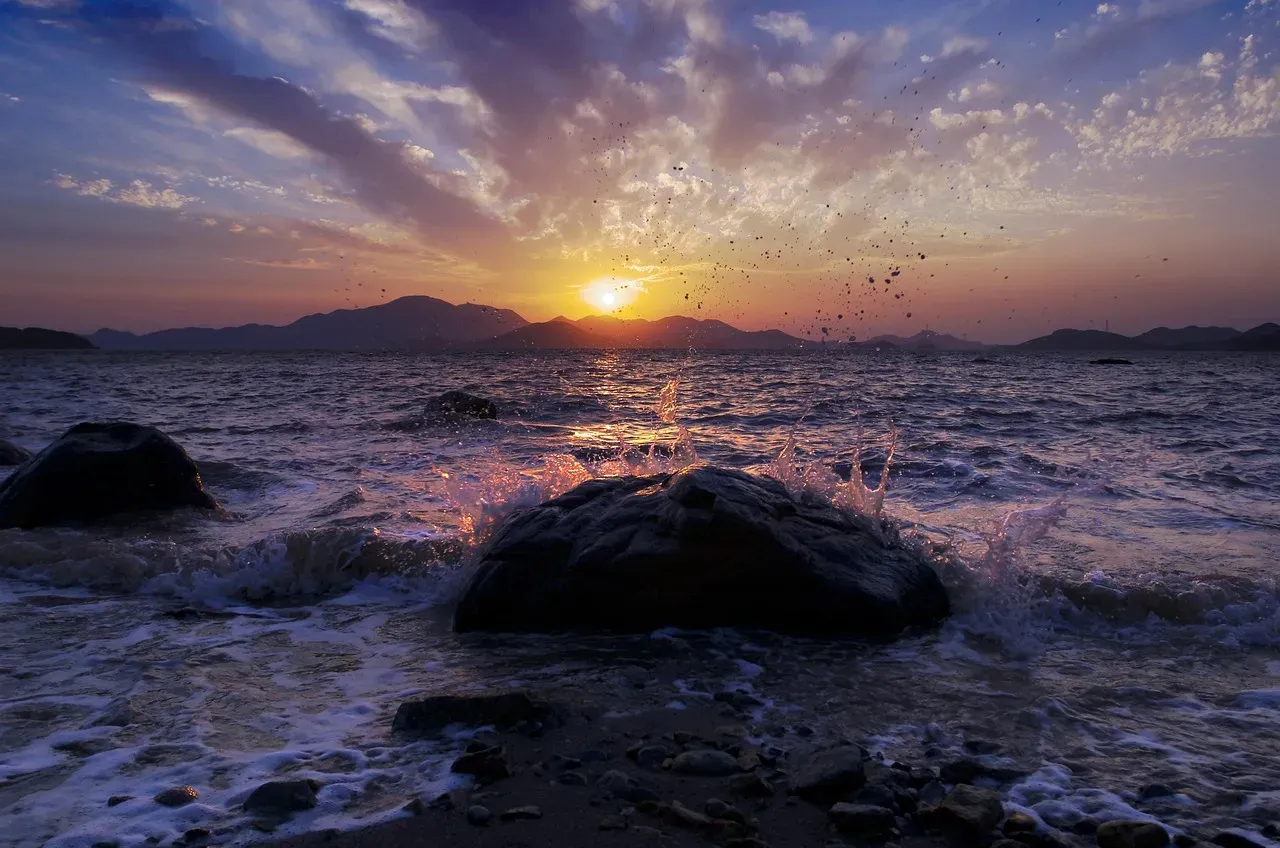 Rewriting Dinosaur Landscapes with Lunar Physics (Image Credits: Pixabay)