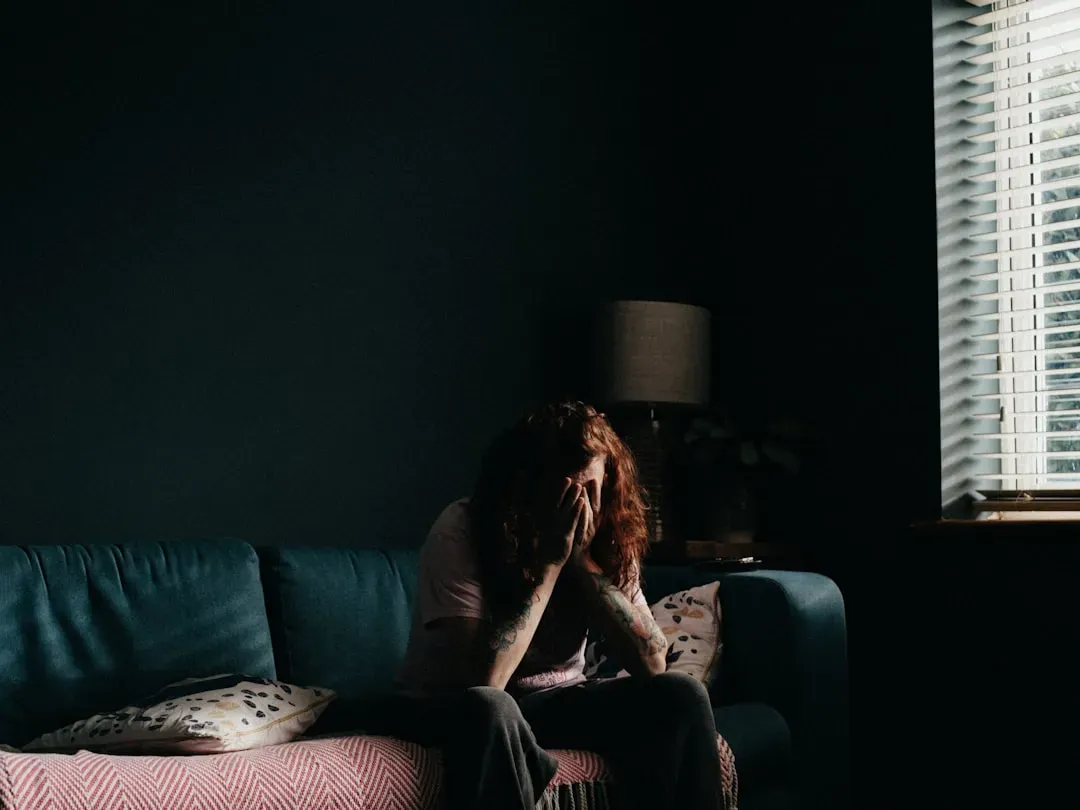 1. Emotional Withdrawing When Things Get Real (Image Credits: Unsplash)
